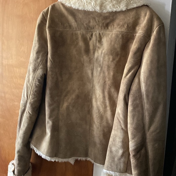 Nice jacket - Picture 2 of 4